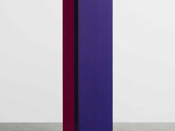 Abbildung des Werkes "Quipe" von Anne Truitt aus dem Jahr 1984