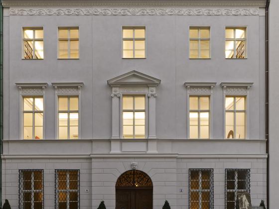 KEWENIG, Brüderstr. 10, 10178 Berlin 