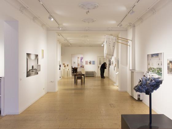 EIGENHEIM Berlin, Kantstraße 28, 10623 Berlin, Innenansicht zur Ausstellung der  Deutschland - Edition