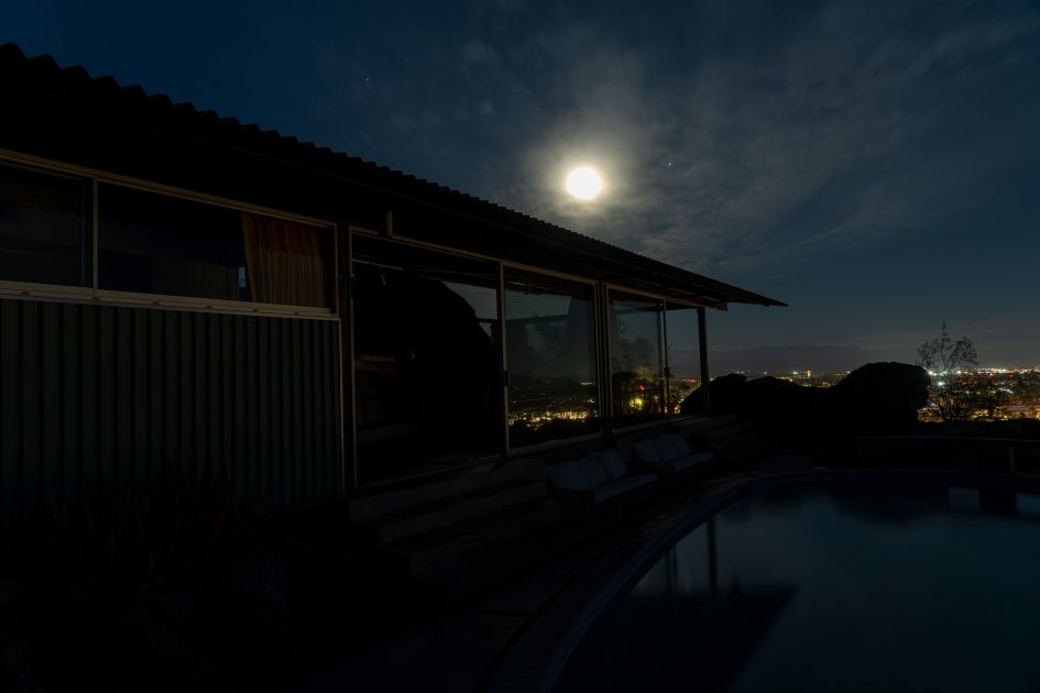 Albert Frey House in the lihgt of Full Moon 