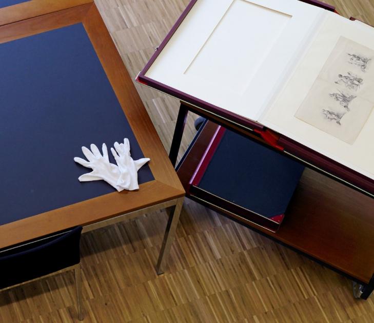  Staatliche Graphische Sammlung München / Studiensaal & Administration: Katharina-von-Bora-Str. 10, 80333 München / Ausstellungsräume: Pinakothek der Moderne  