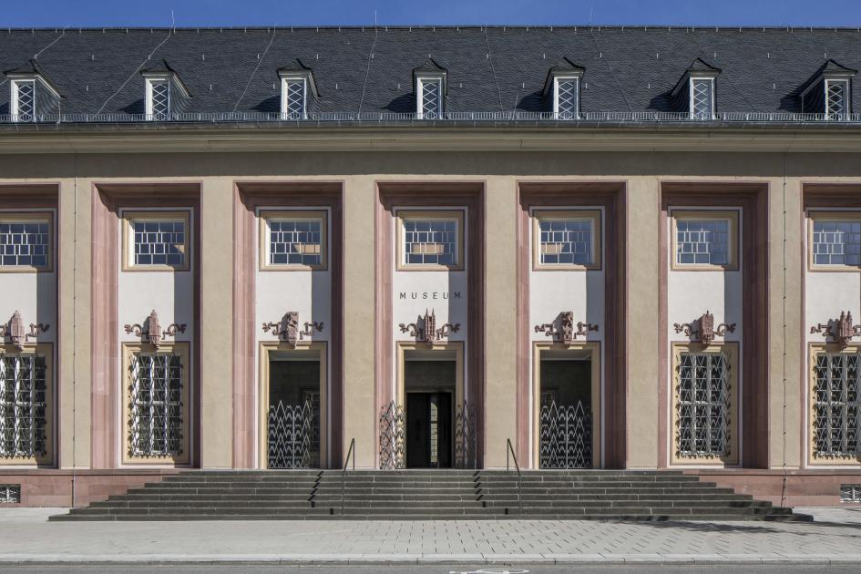 Fassade des Kunstmuseums in Marburg