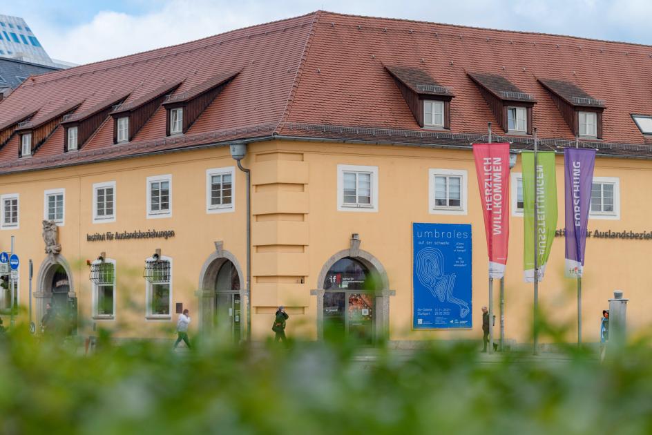 Profile picture for user ifa-Galerie Stuttgart