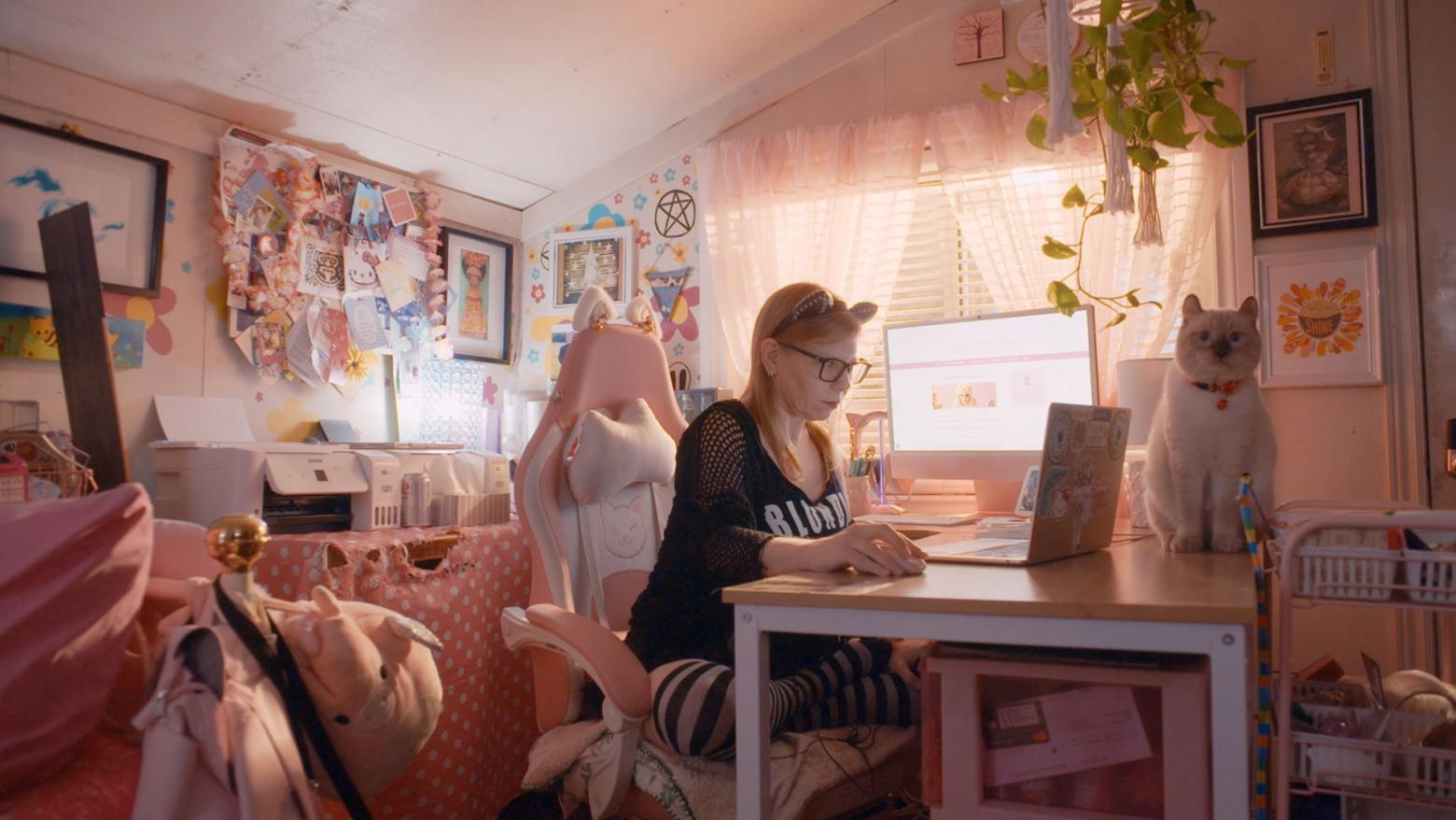 "Cam Gaze", Filmstill