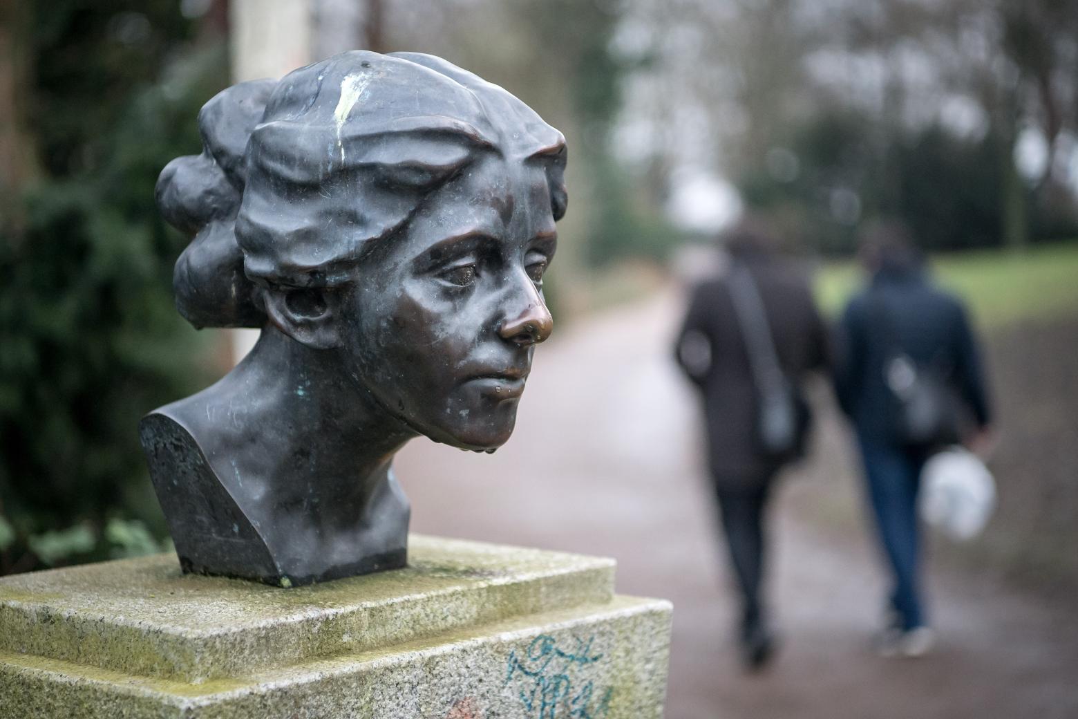 Denkmal der Bildhauerin Clara Rilke Westhoff für Paula Modesohn-Becker in Bremen