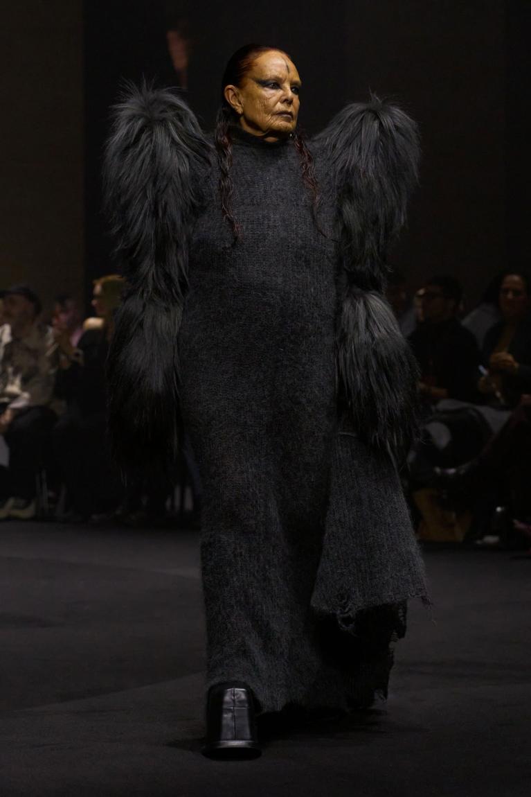 Matières Fécales, die Pariserin Michèle Lamy auf dem Runway, Paris Fashion Week, 2026