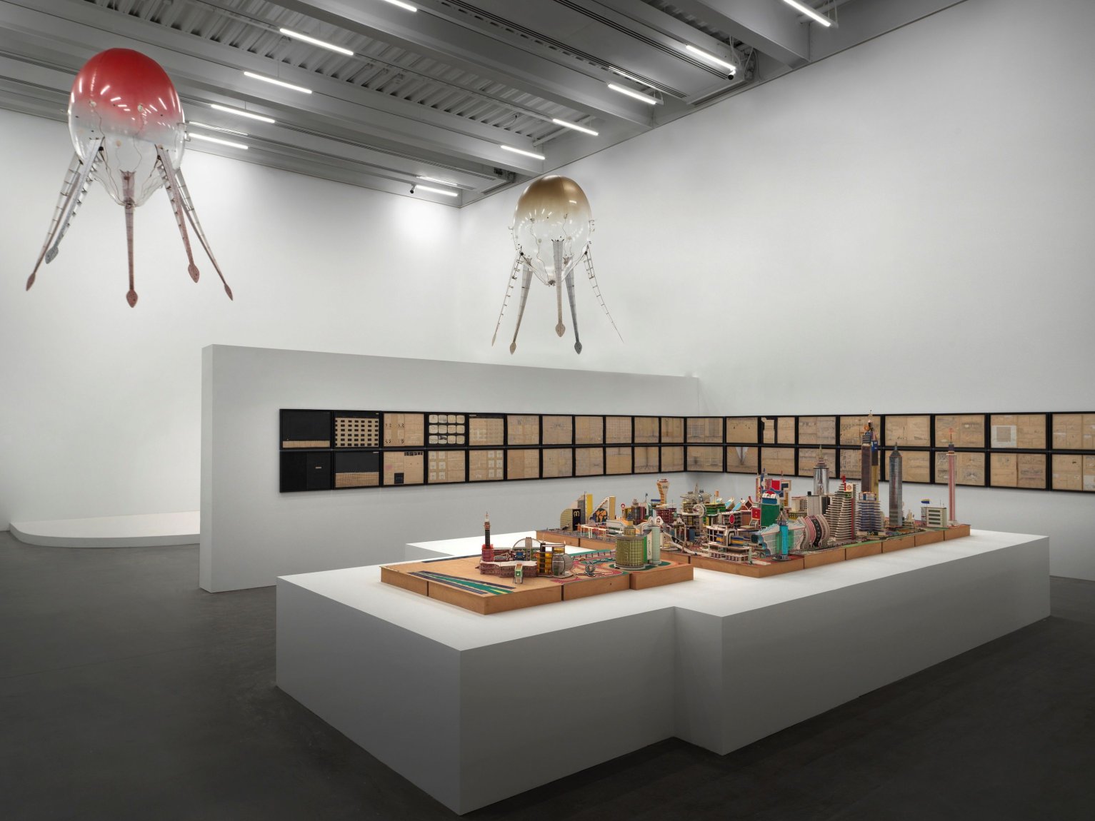 "New Humans: Memories of the Future", Ausstellungsansicht, New Museum, New York 2026