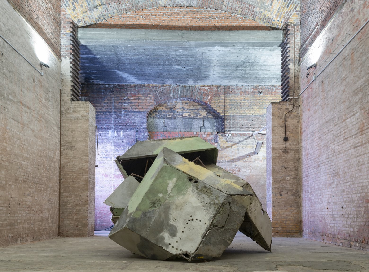 Olaf Metzel "Deutsche Kiste", 1997