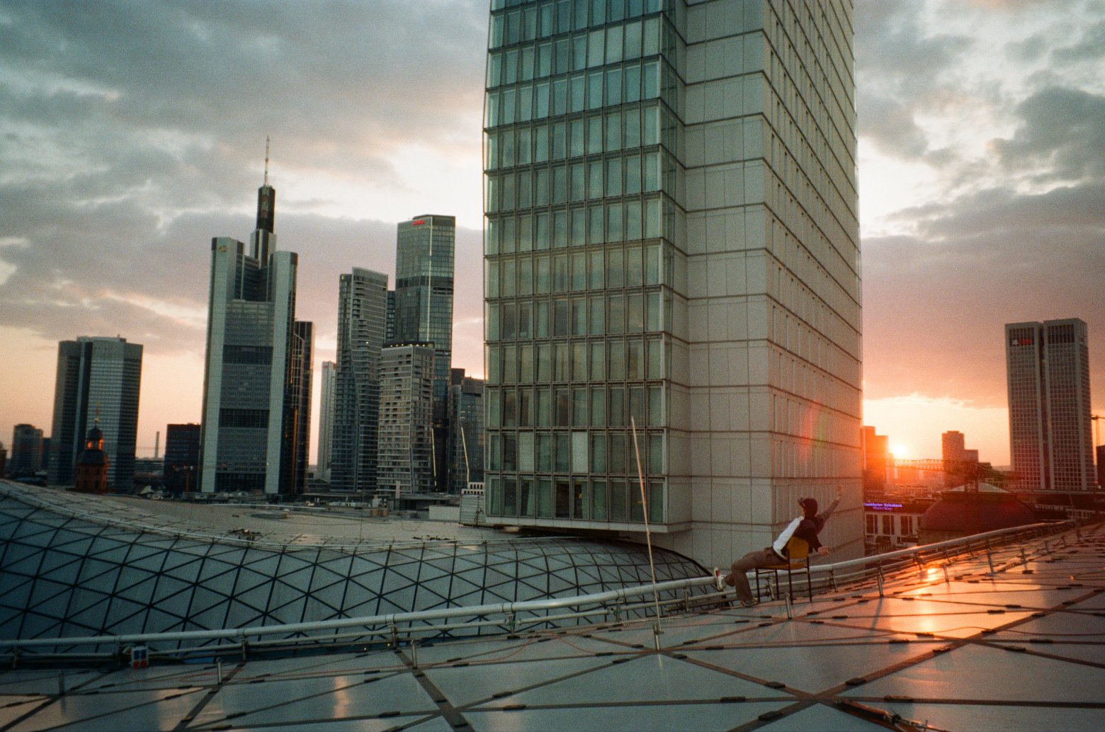 Die Jungs von "Beton Berge" eröffnen eine Perspektive jenseits von Luxus und Besitz