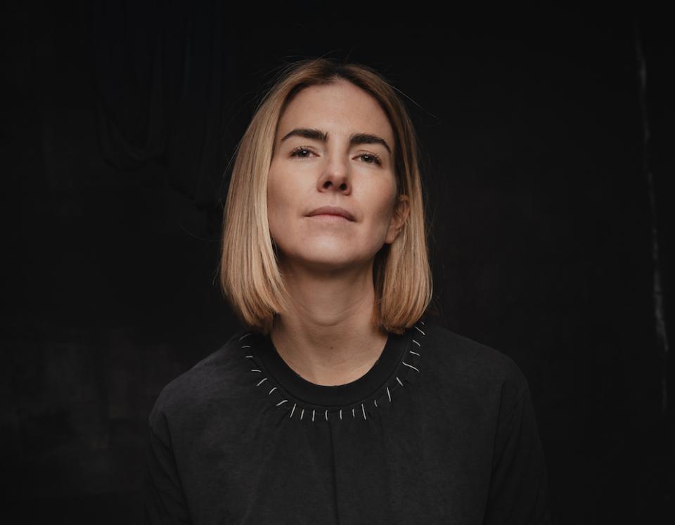 Ana María Caballero schrieb letztes Jahr Marktgeschichte, als Sotheby’s ihr auf Bitcoin eingeschriebenes Gedicht "Cord" als digitales Kunstwerk versteigerte