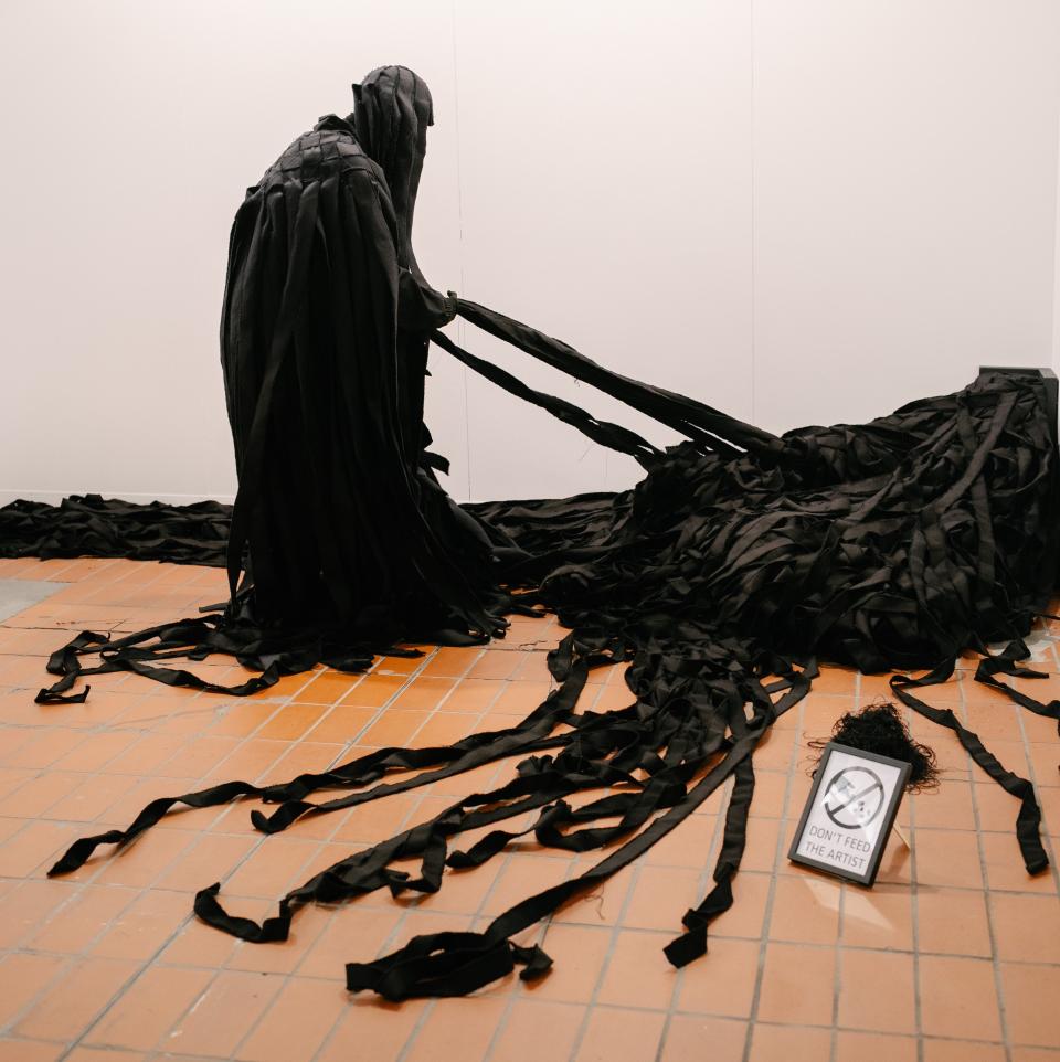 Designerin Esther Perbandt auf der Positions Berlin Art Fair