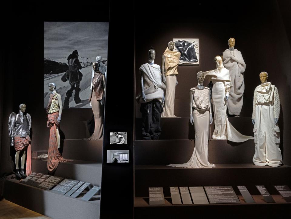 Rick Owens "Temple of Love", Installationsansicht Palais Galliera, Paris, 2025