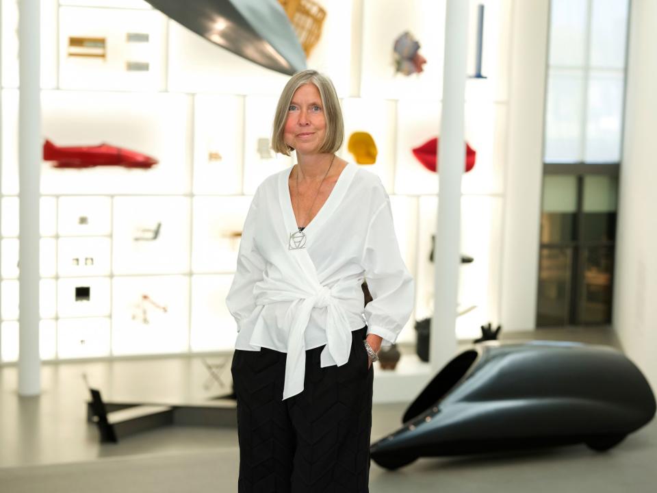 Porträt von Dr. Angelika Nollert, Direktorin der Neuen Sammlung