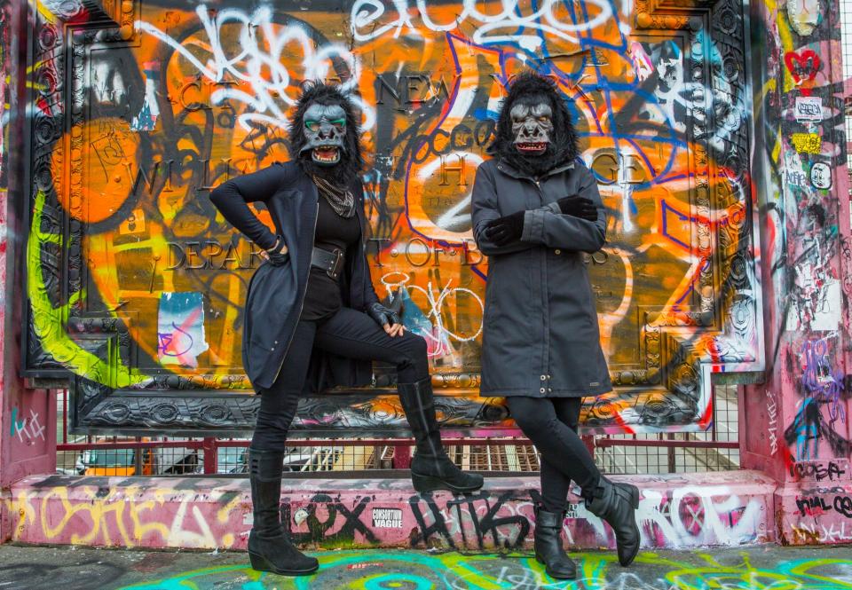 Die Guerrilla Girls machen mit kritischen Aktionen gegen Diskriminierung auf sich aufmerksam