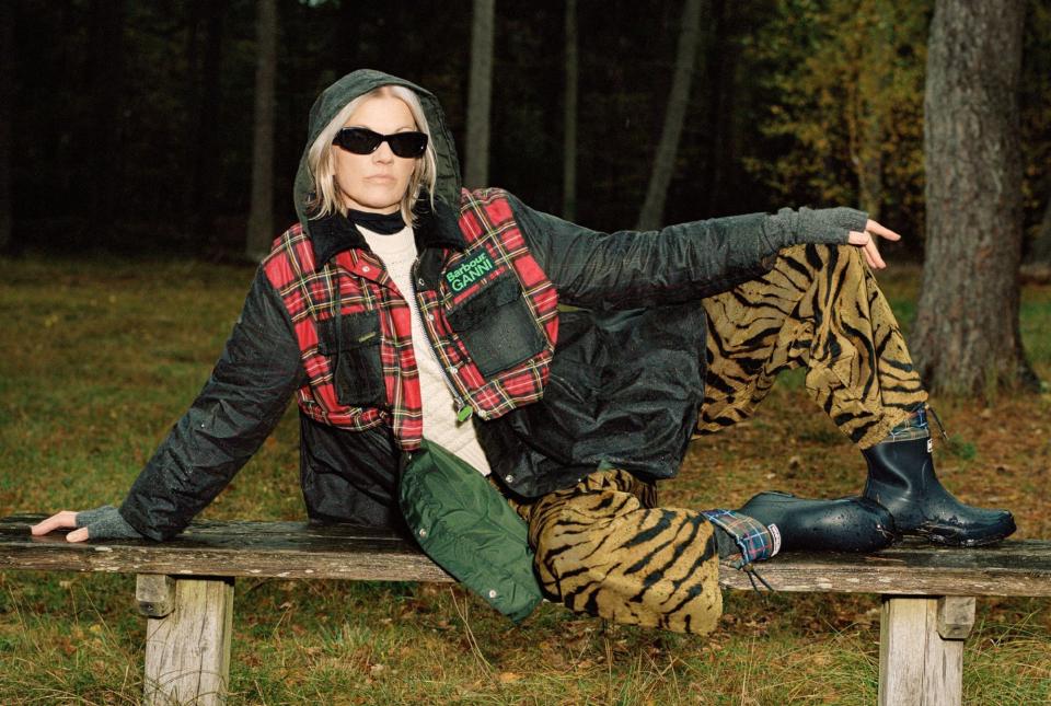 Aus der Kollektion Barbour x Ganni