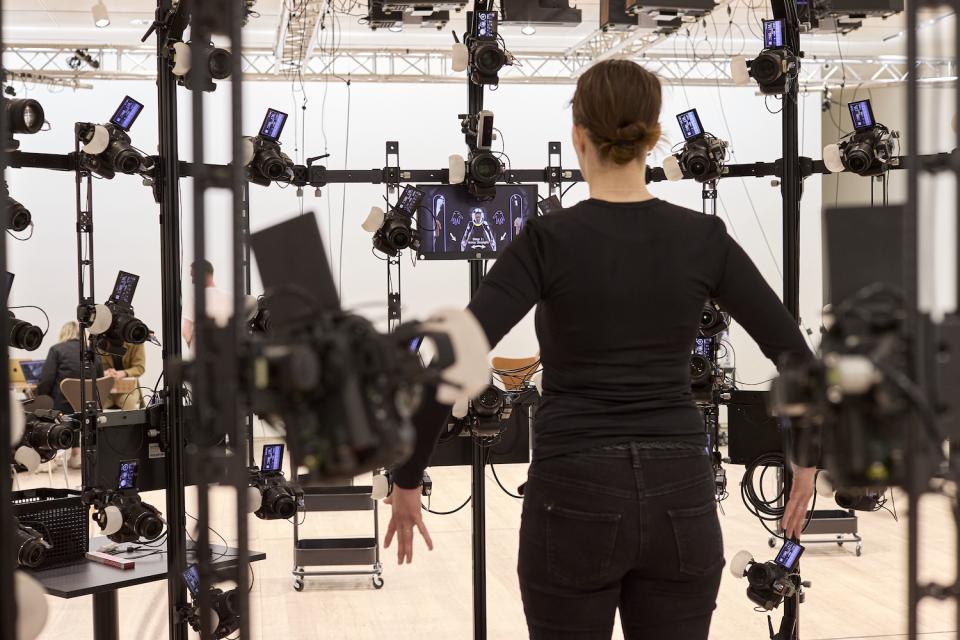 Installationsansicht "Jordan Wolfson: Little Room", Fondation Beyeler, Riehen/Basel, 2025