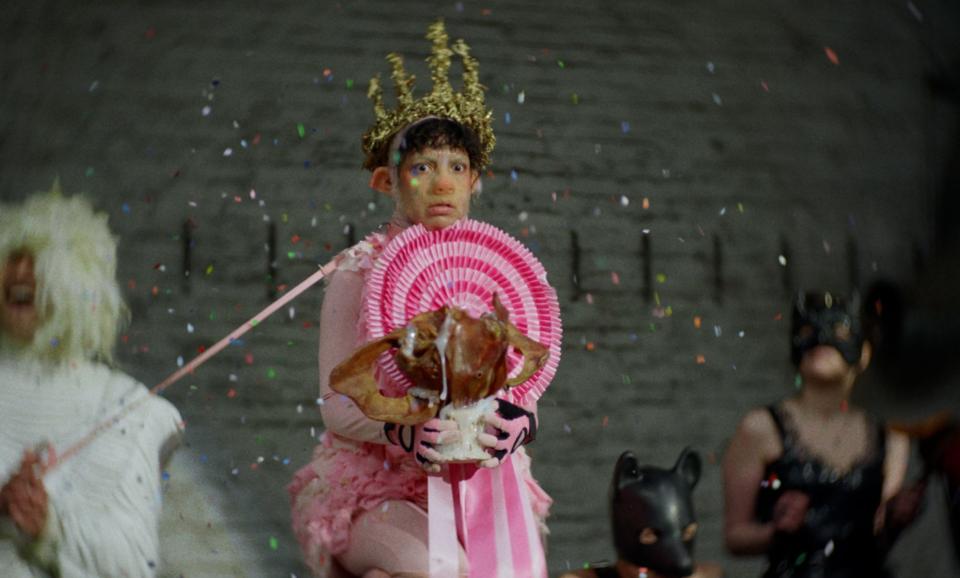 Marianna Simnett "The Severed Tail", Videostill, 2022