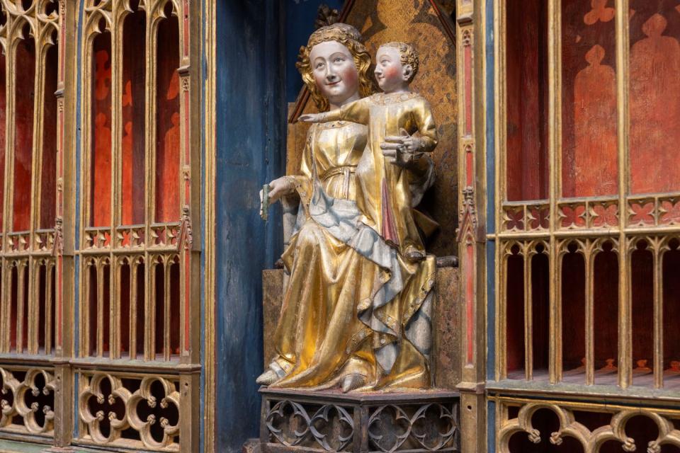 "Die Thronende Muttergottes" (um 1320/1330) – auch bekannt als "Altenberger Madonna" aus dem Altenberger Altar im Städel-Museum in Frankfurt am Main