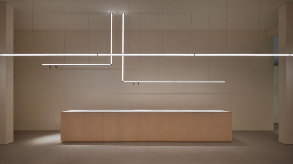 FLOS ARCHITECTURAL "The Glowing Track", 2025