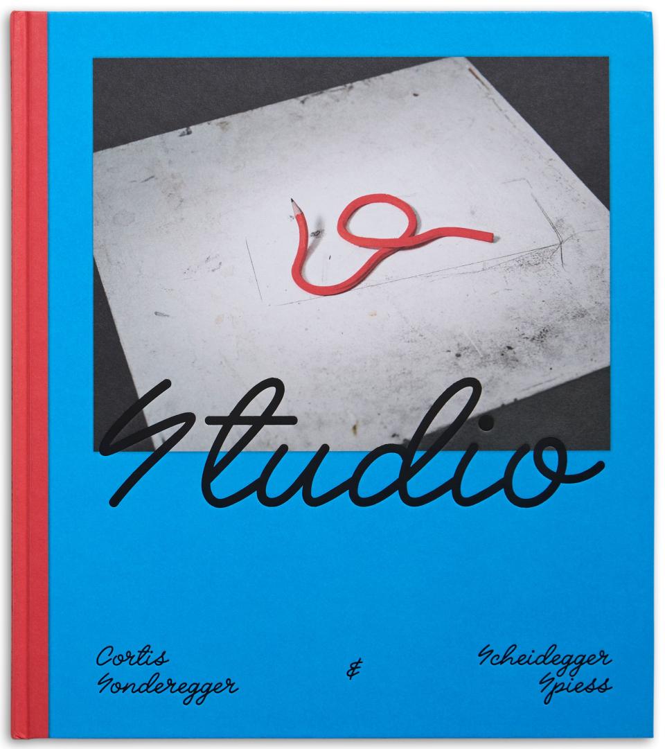 Cover "Studio"