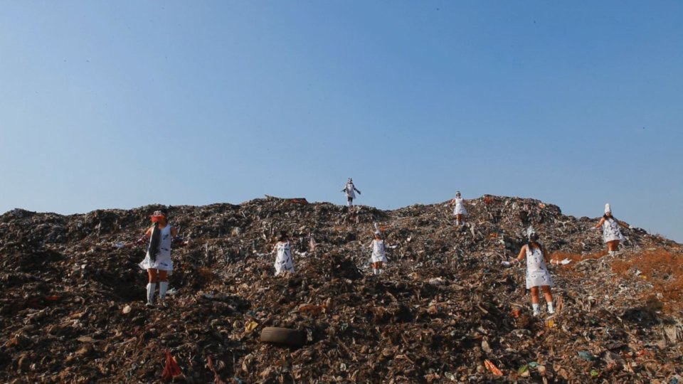 Tejal Shah "Between the Waves", 2012, 5-Kanal Videoinstallation (Filmstill)