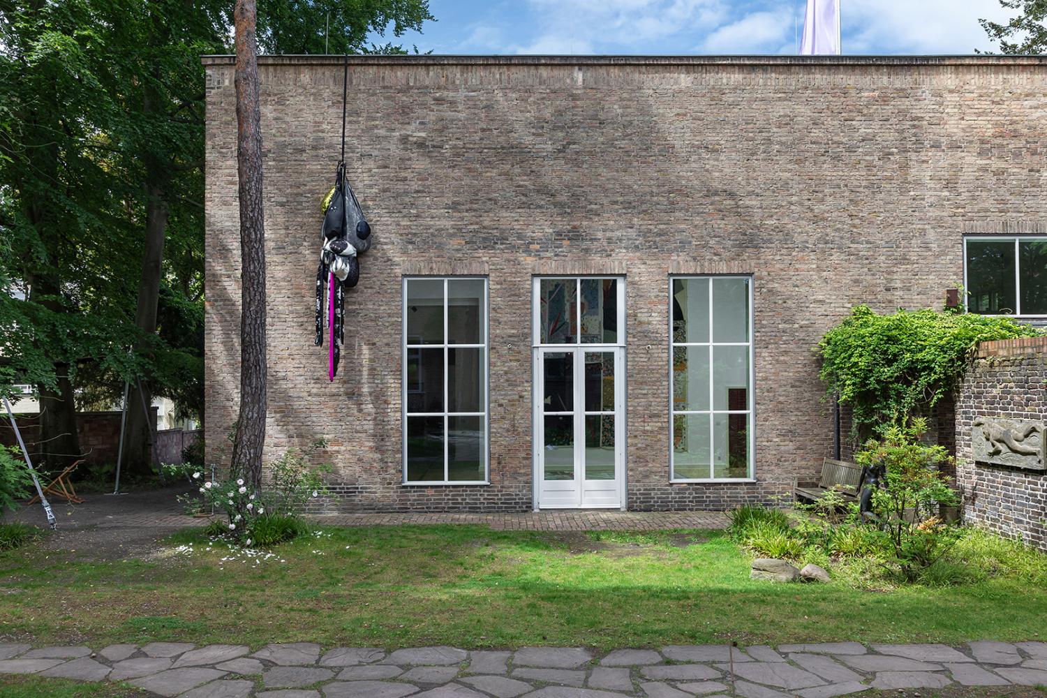 Georg Kolbe Museum mit Außenwerk von Hoda Tawakol, 2024