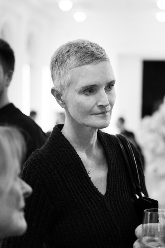 Sammlerin Karen Boros beim Chanel-Dinner im Hamburger Bahnhof, Berlin, 2025