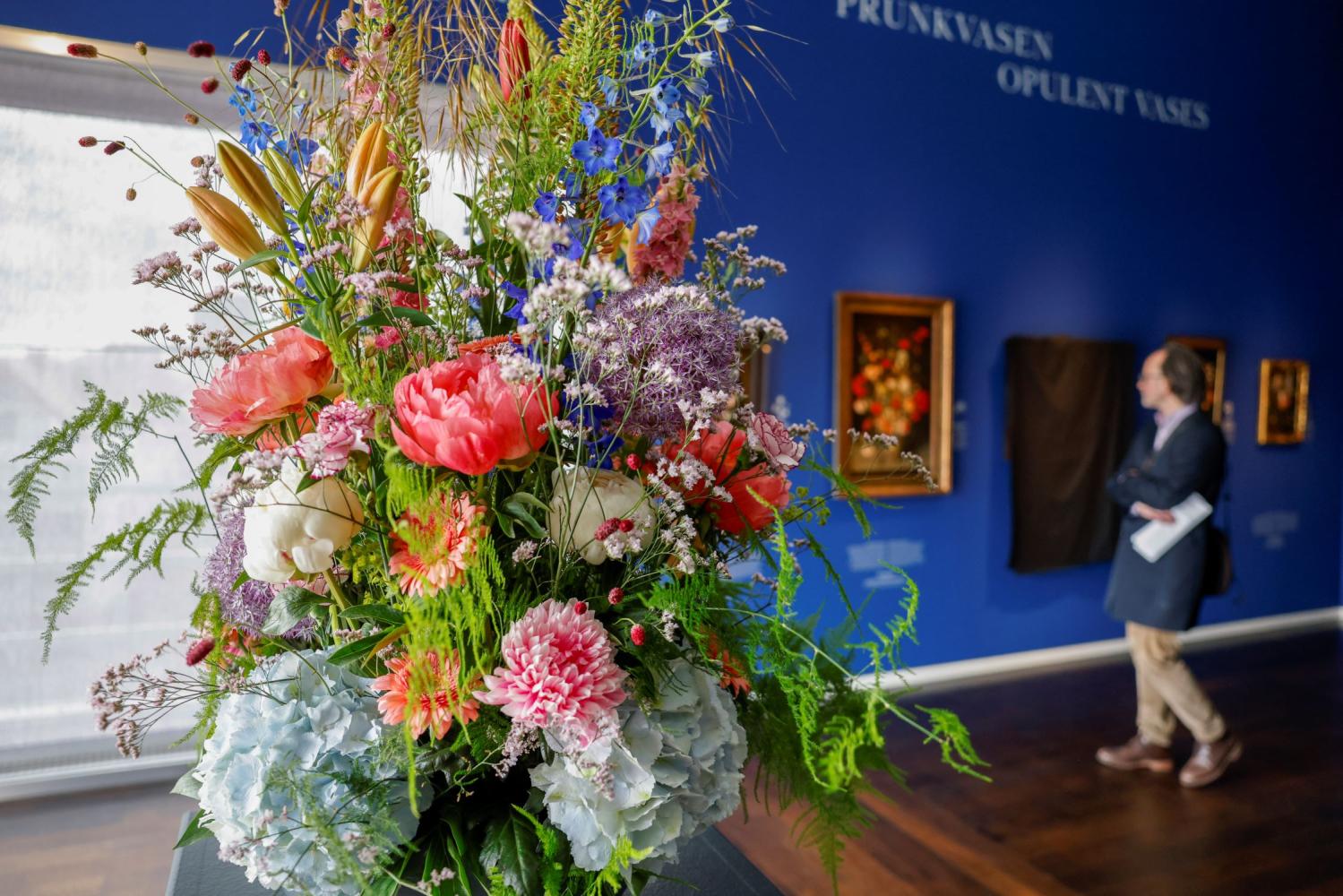 "B(l)ooming - Barocke Blütenpracht", Ausstellungsansicht, Wallraf-Richartz-Museum, Köln, 2025