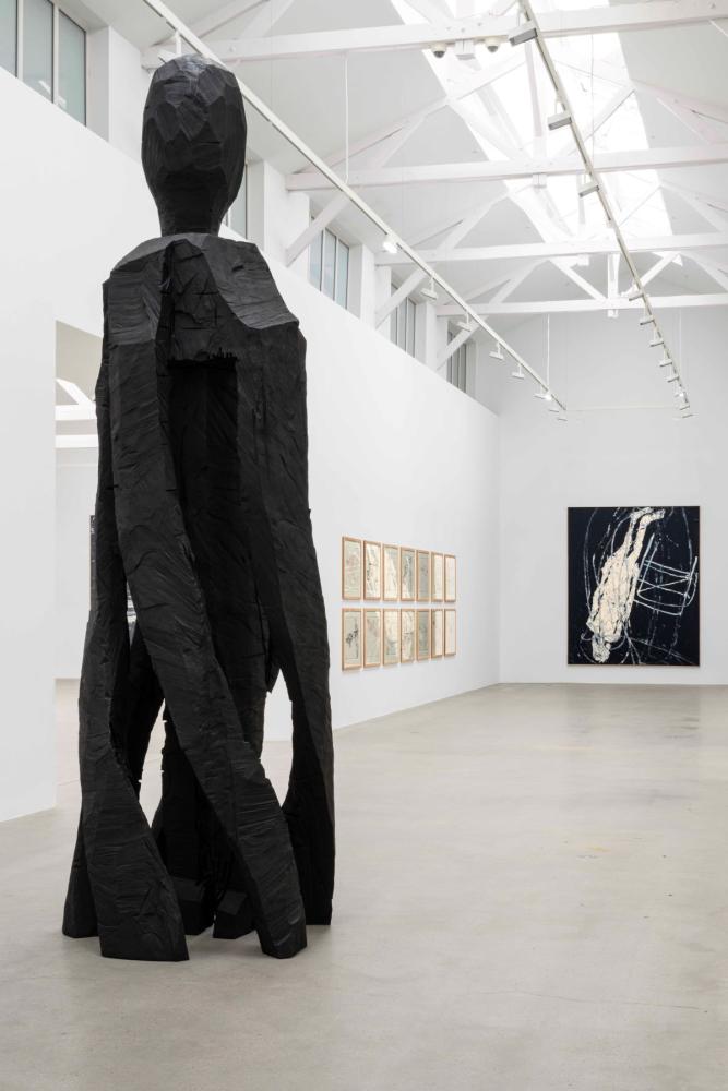 Ausstellungsansicht "Ein Bein von Manet aus Paris", Thaddaeus Ropac, Paris-Pantin, 2025