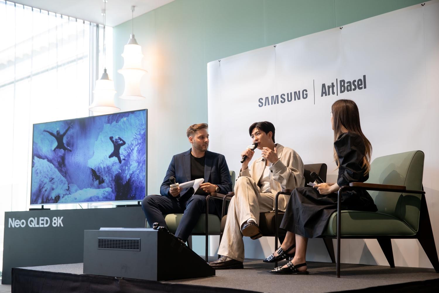 BTS-Star RM beim Samsung-Talk auf der Art Basel