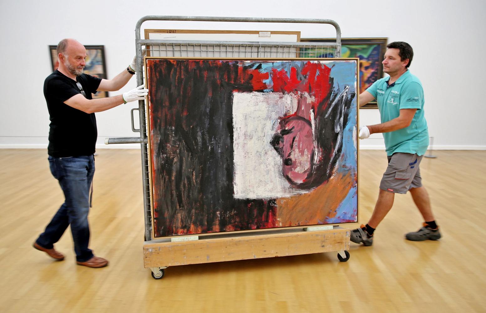 Transport von Georg Baselitz "Blick aus dem Fenster", 1981, Chemnitz, 2015