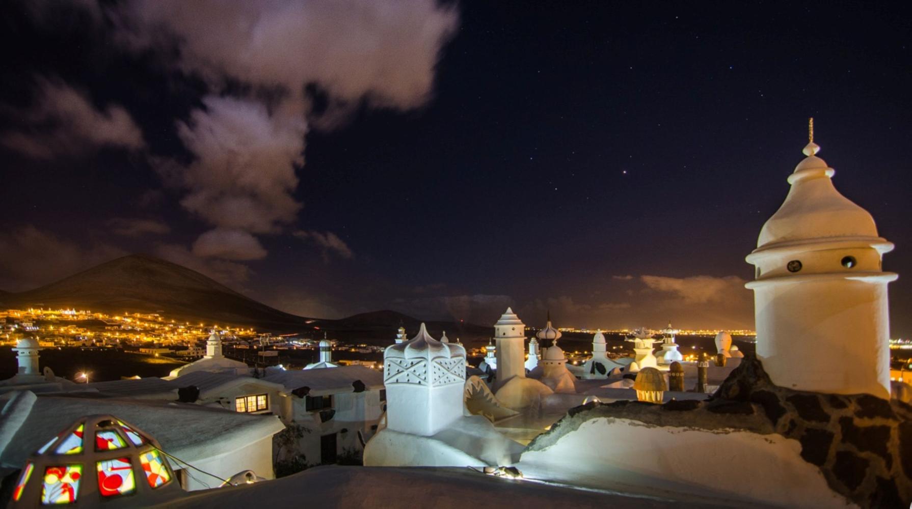 "Los Villareales" bei Nacht, Tias, Lanzarote