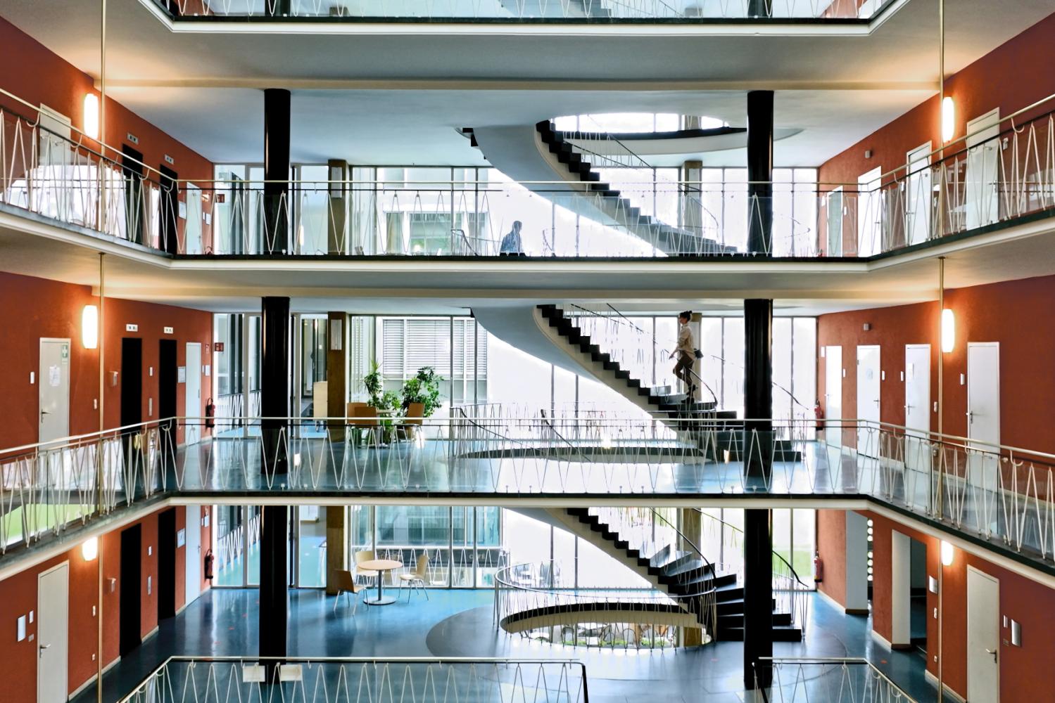 Sep Ruf, Maxburg, Treppenhaus