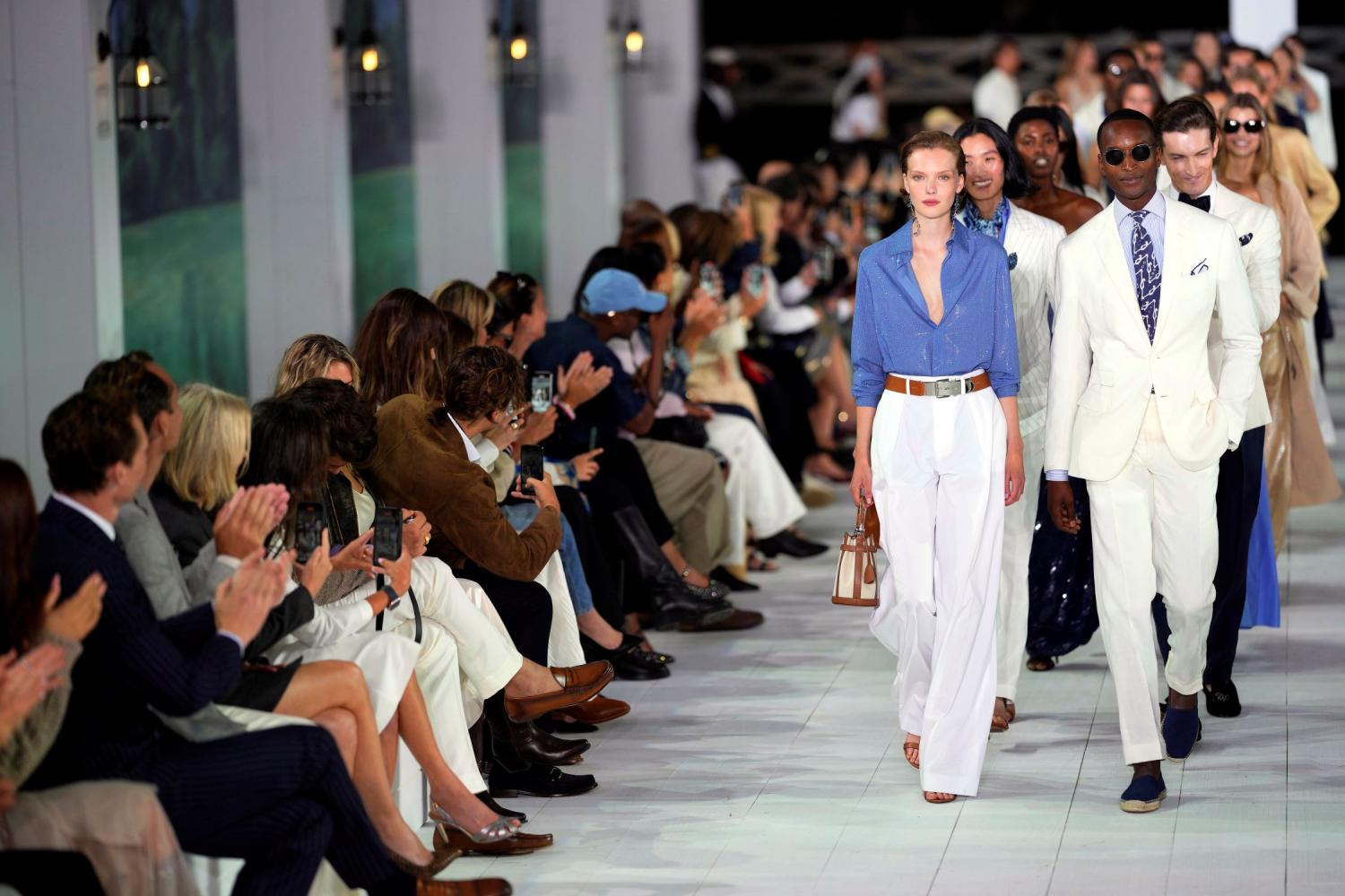 Models präsentieren Entwürfe aus der Ralph Lauren Kollektion Frühjahr/Sommer 2025, Bridgehampton