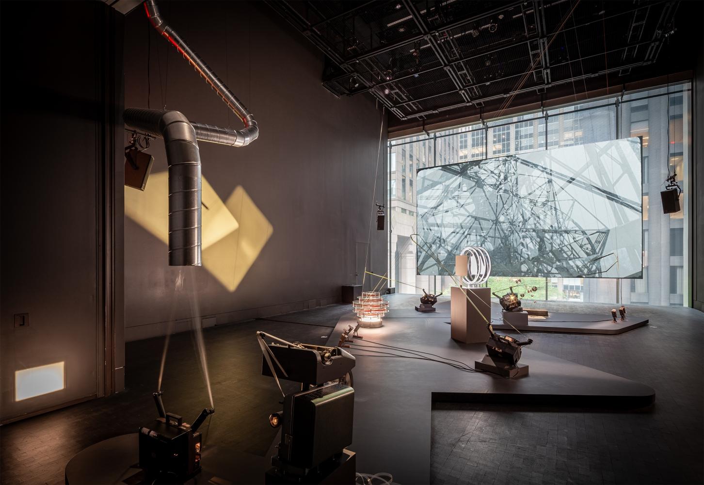Ausstellungsansicht "Rosa Barba: The Ocean of One’s Pause", Kravis Studio im MoMA, New York, 2025