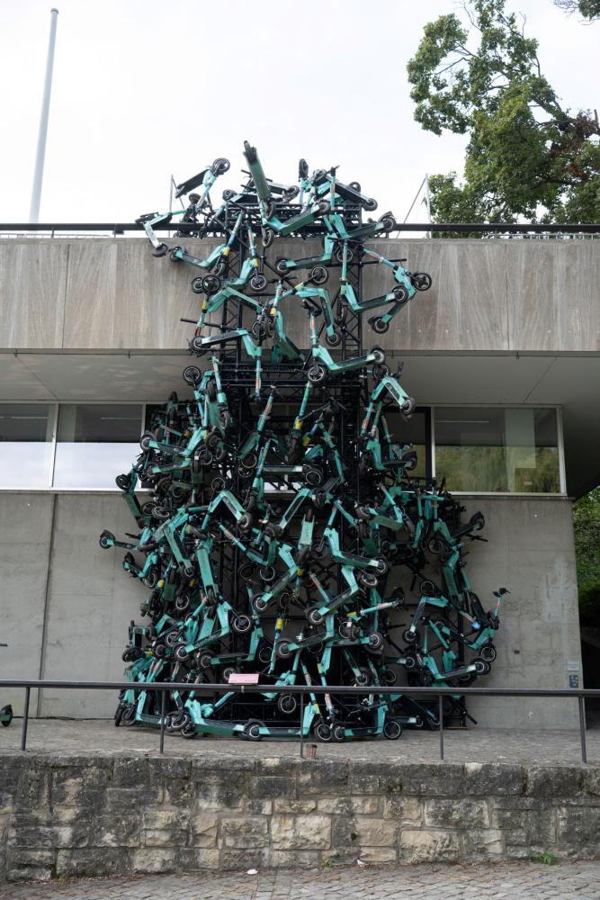 Jan Böhmermann und Gruppe Royale "Die Möglichkeit der Unvernunft", Haus der Kulturen der Welt, Berlin, 2025