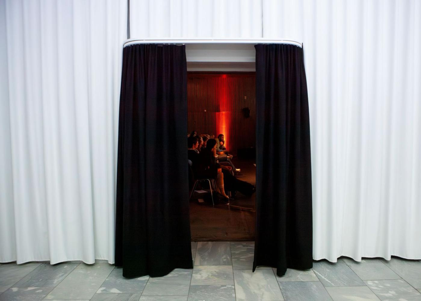 Eingang zur Veranstaltung "Post-cool Berlin?"