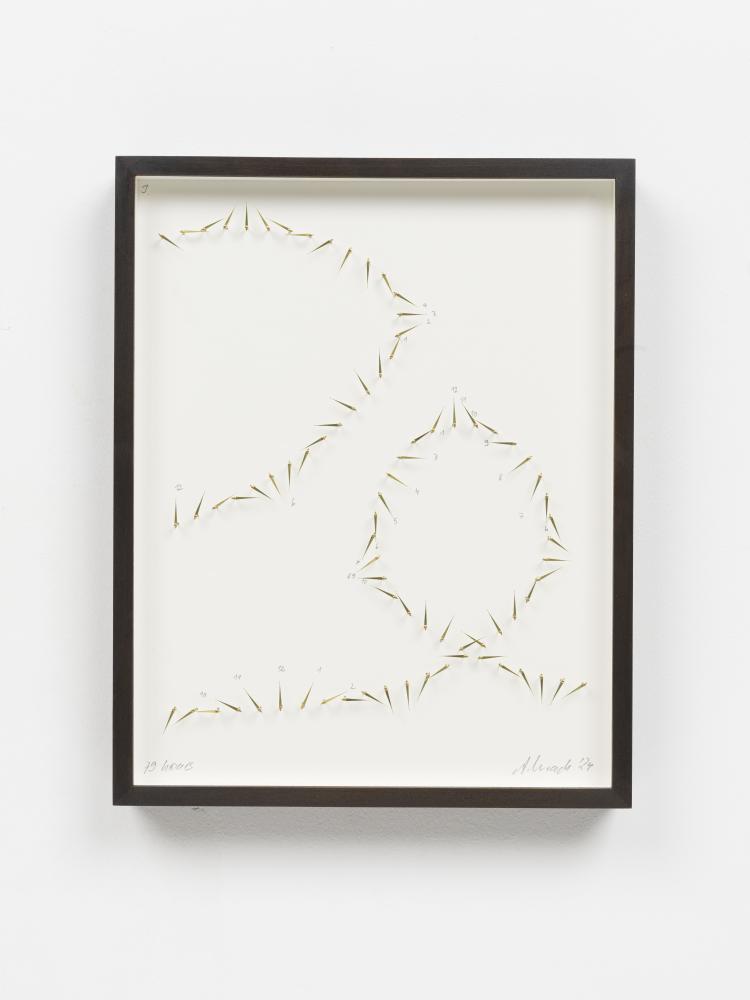 Alicja kwade "79 hours", 2024, aus der Serie "721 hours", 2024, Messinguhr­zeiger auf  Karton, Bleistift, gerahmt, 29,5 x 23,5 x 3,5 cm, Edition 9/20