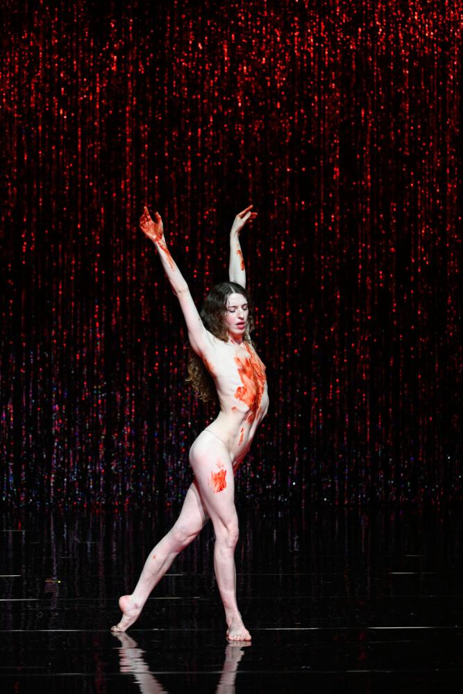 Steph Quinci in "Goodbye Berlin"