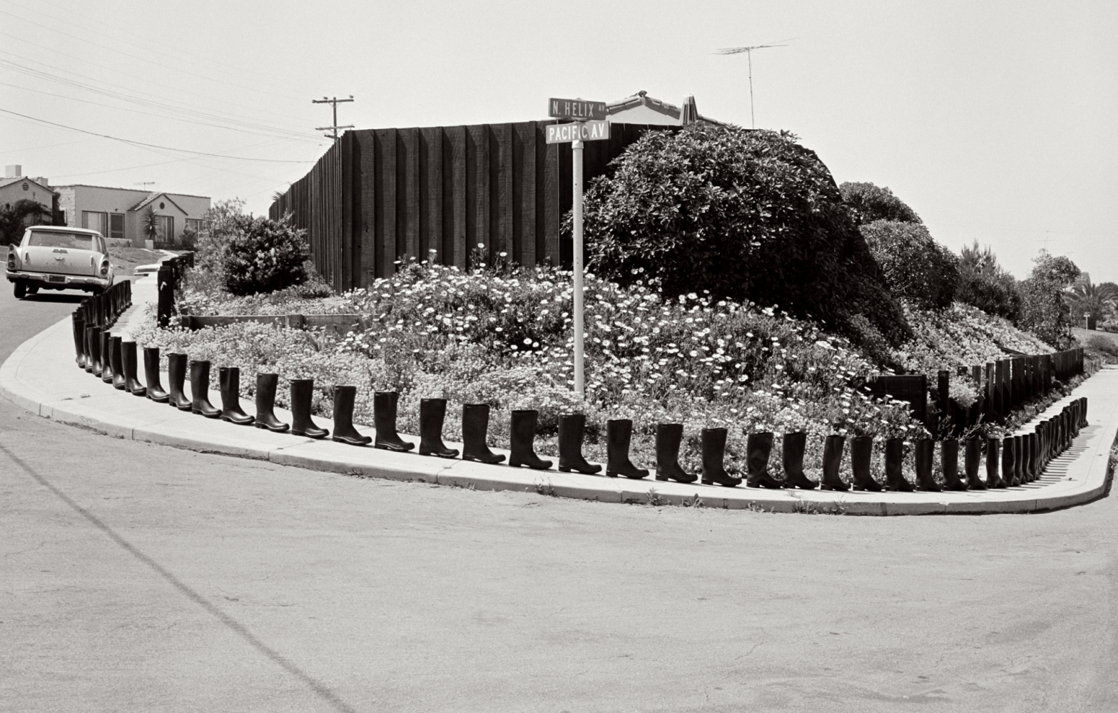 Eleanor Antin "100 boots" 1971-73
