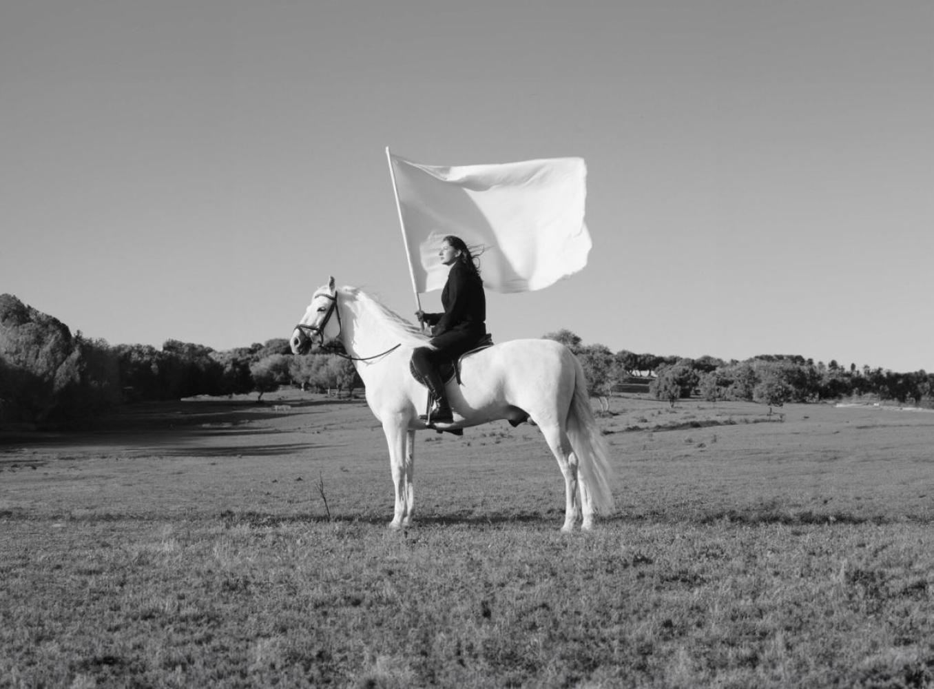Marina Abramović "The Hero", 2001, Videostill