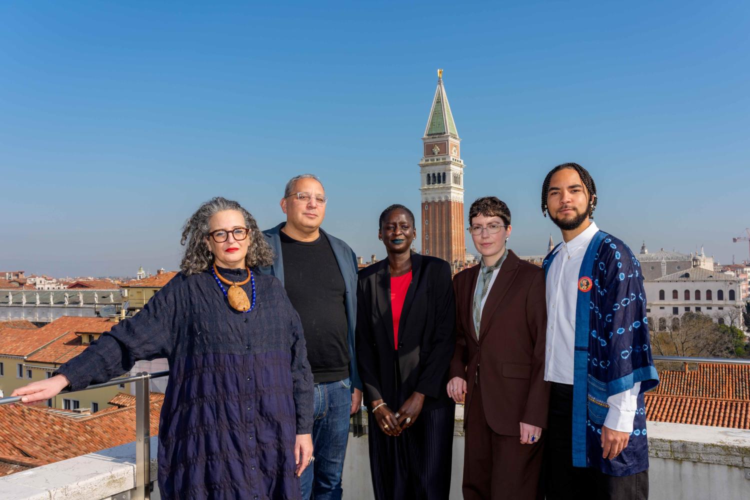 Das Team, das Koyo Kouohs Ideen umsetzt: Rasha Salti, Siddhartha Mitter, Marie Helene Pereira, Gabe Beckhurst Feijoo, Rory Tsapayi