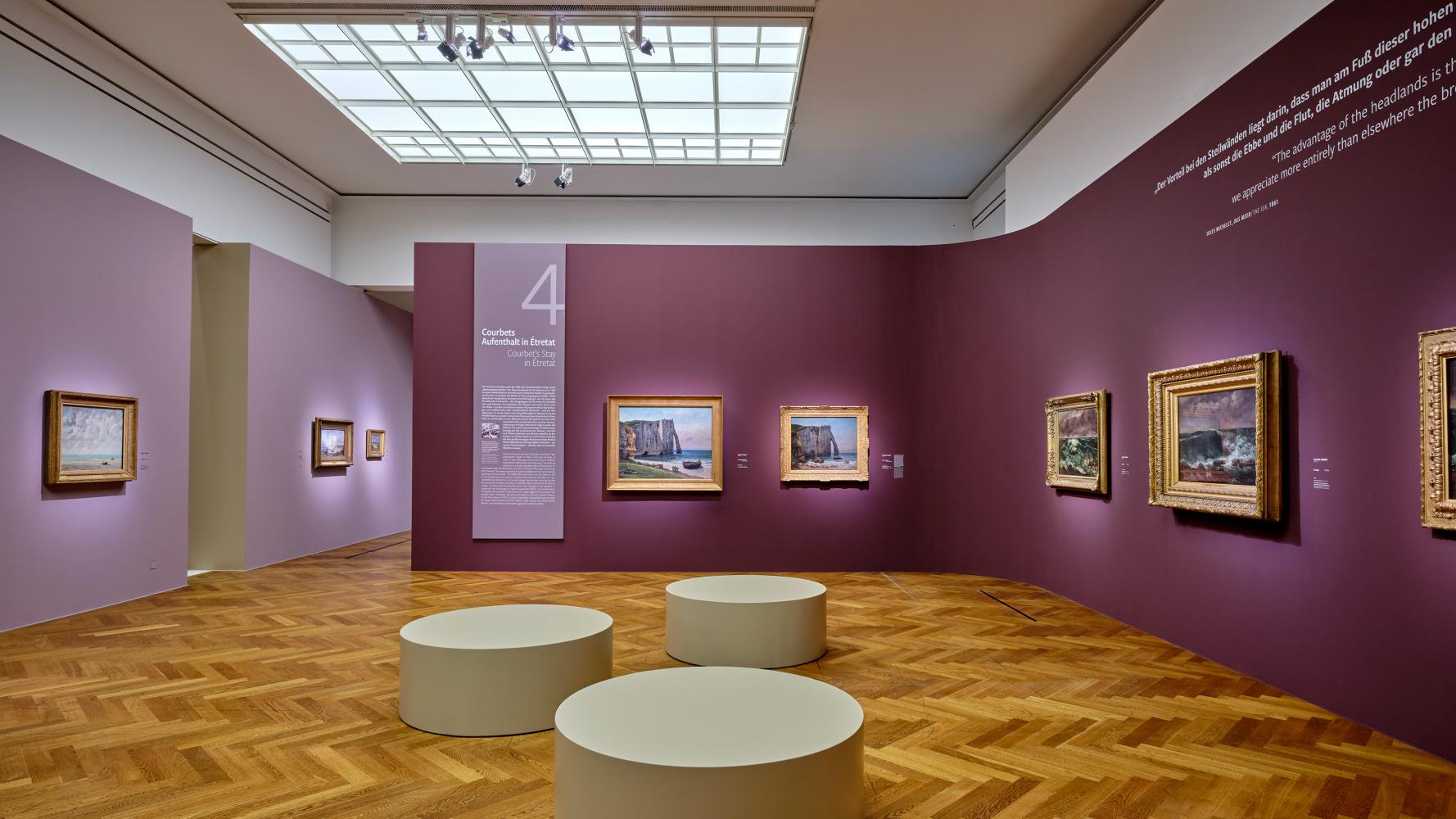 Ausstellungsansicht "Monets Küste. Die Entdeckung von Étretat"