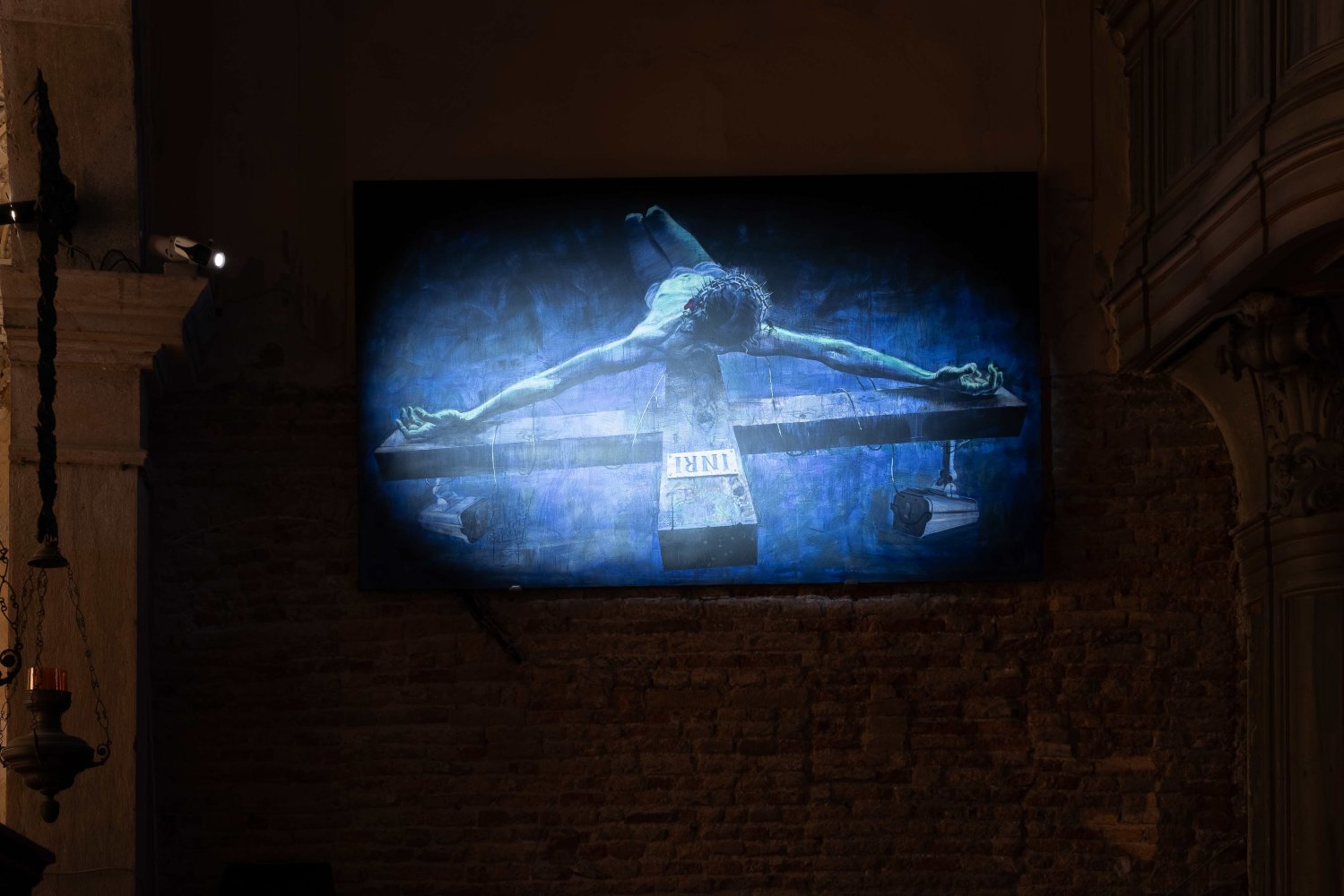 Belarus Free Theater "Official. Unofficial. Belarus.",  Ausstellungsansicht, La Chiesa di San Giovanni Evangelista, La Biennale di Venezia, 2026